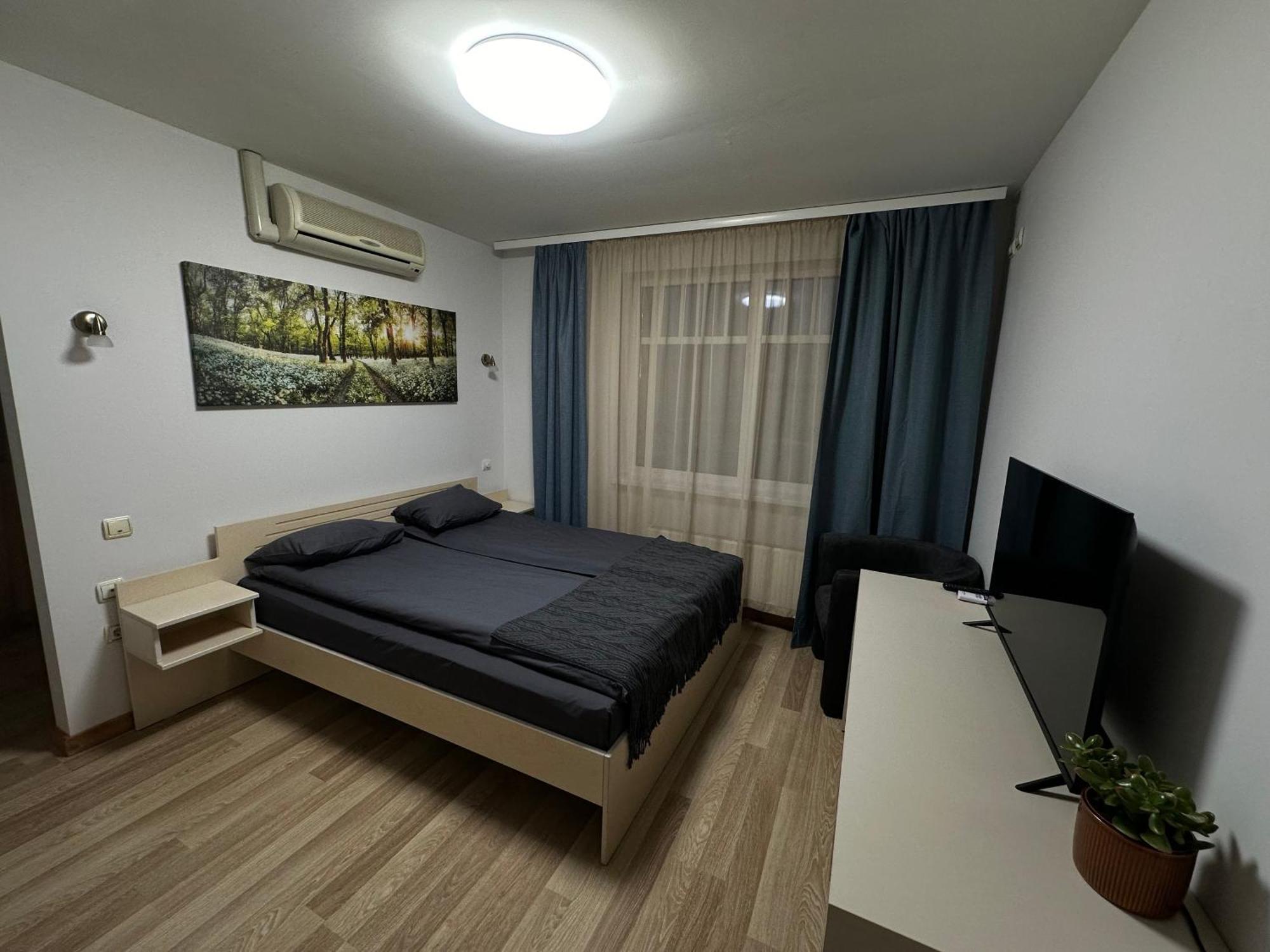Cill Easy Hotel With Self Check-In Ādaži Bagian luar foto