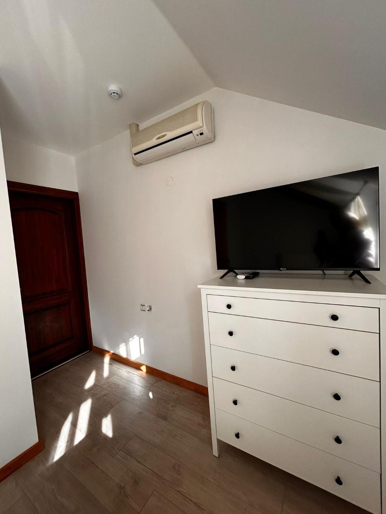 Cill Easy Hotel With Self Check-In Ādaži Bagian luar foto